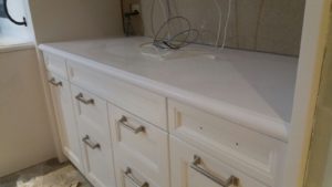 Cuina Silestone Blanc Zeus